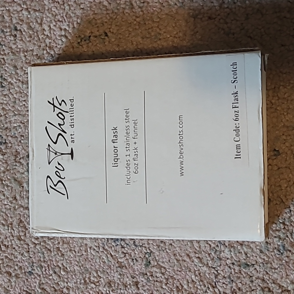 Liquor flask - Picture 2 of 2